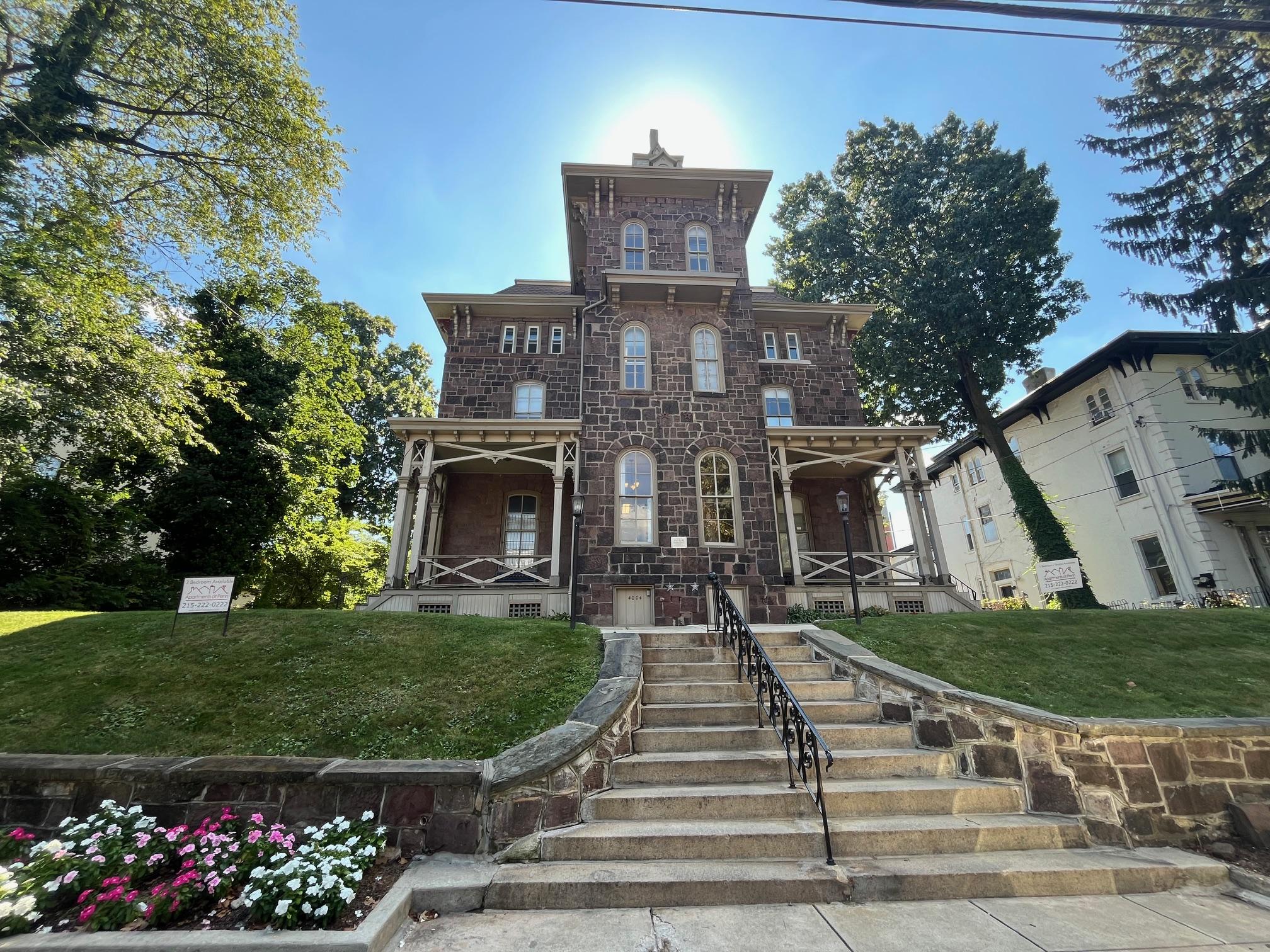 University City - 4006 Pine St.