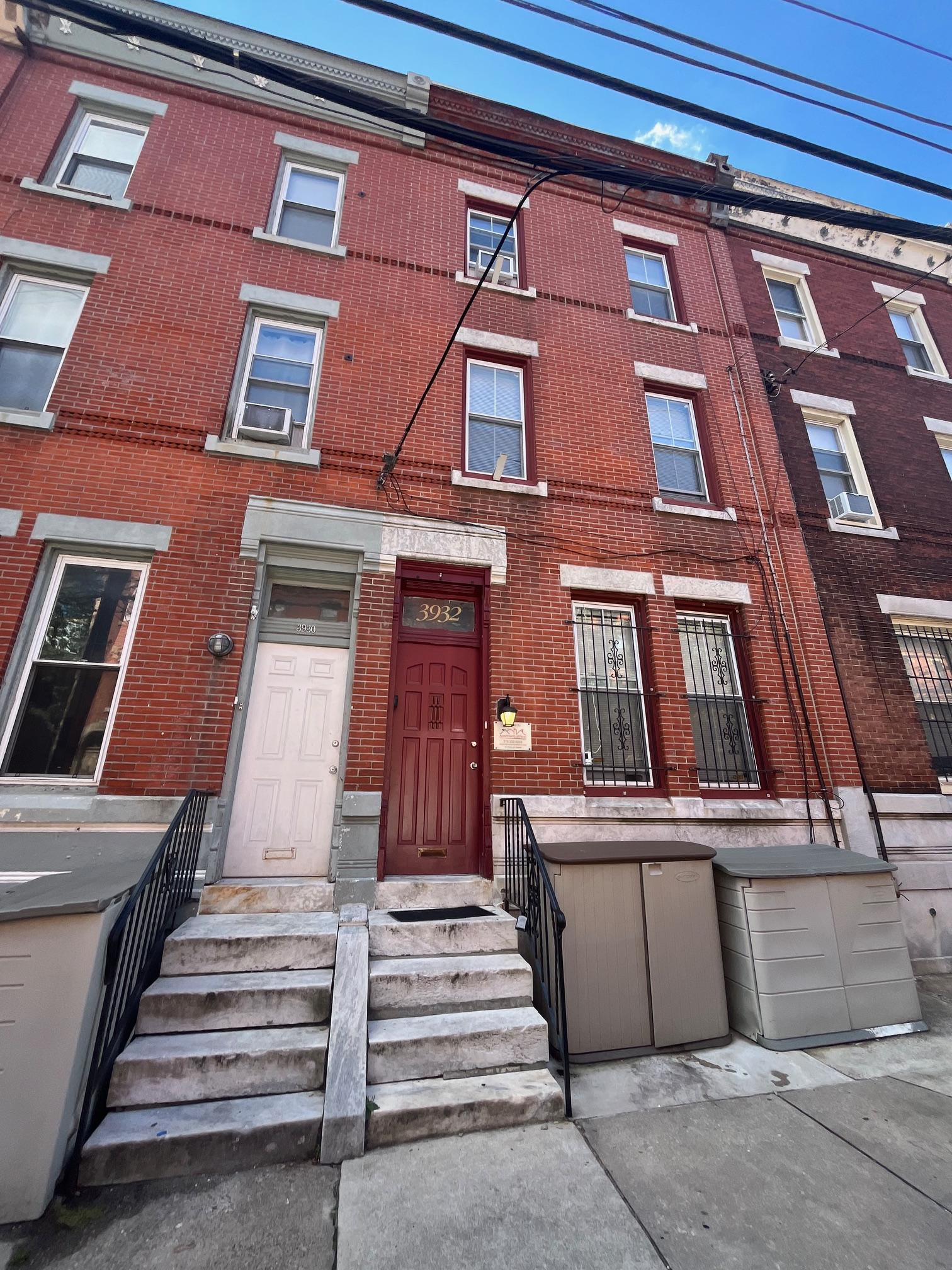 University City - 3932 Pine St.