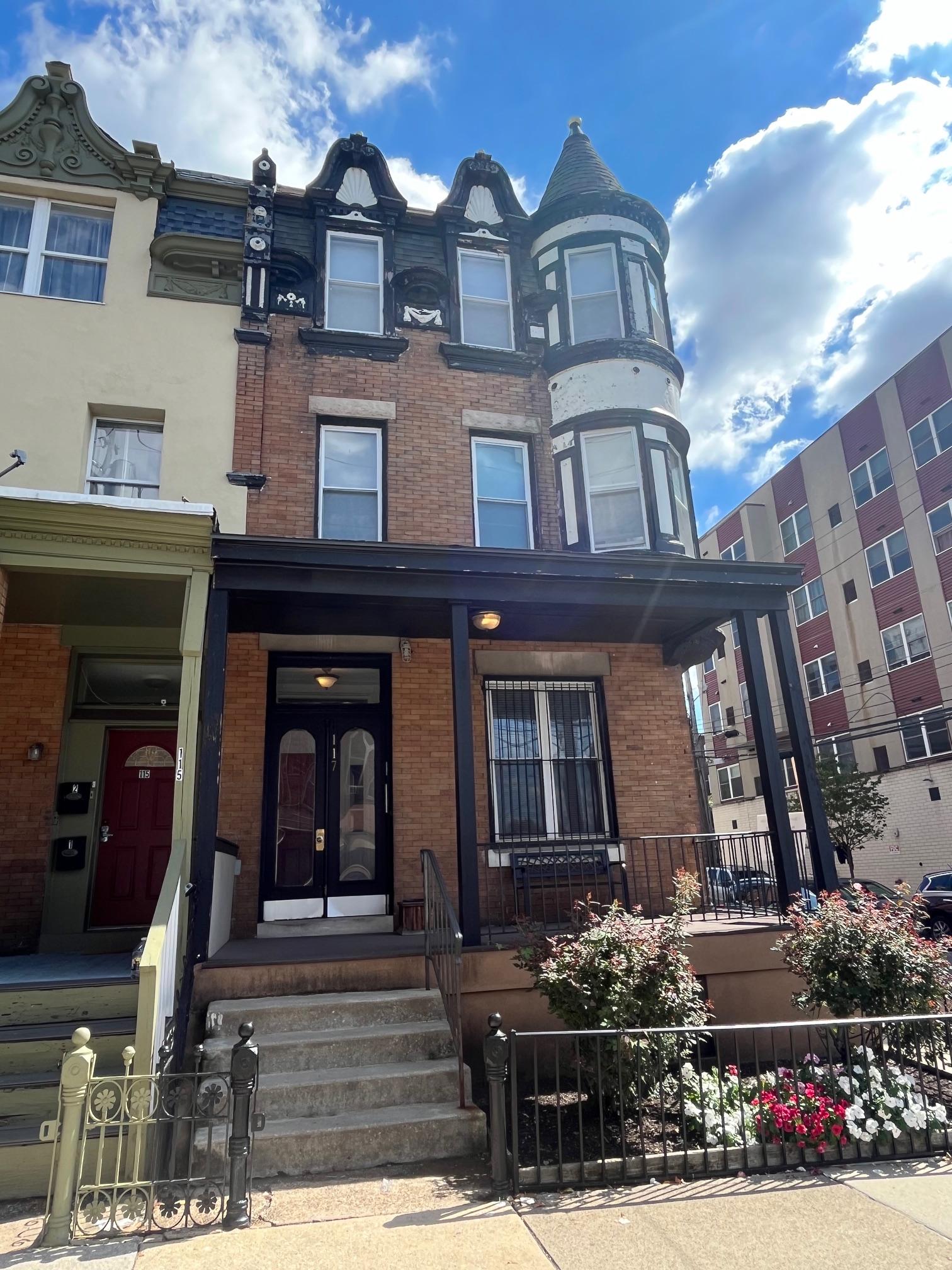 University City - 117 S. 43rd St.